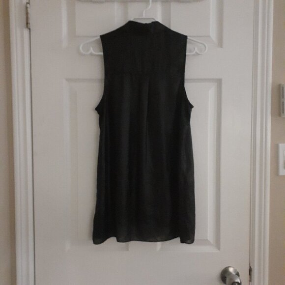 Guess Women's Size Small Black Sleeveless Button Up Top - Picture 4 of 13